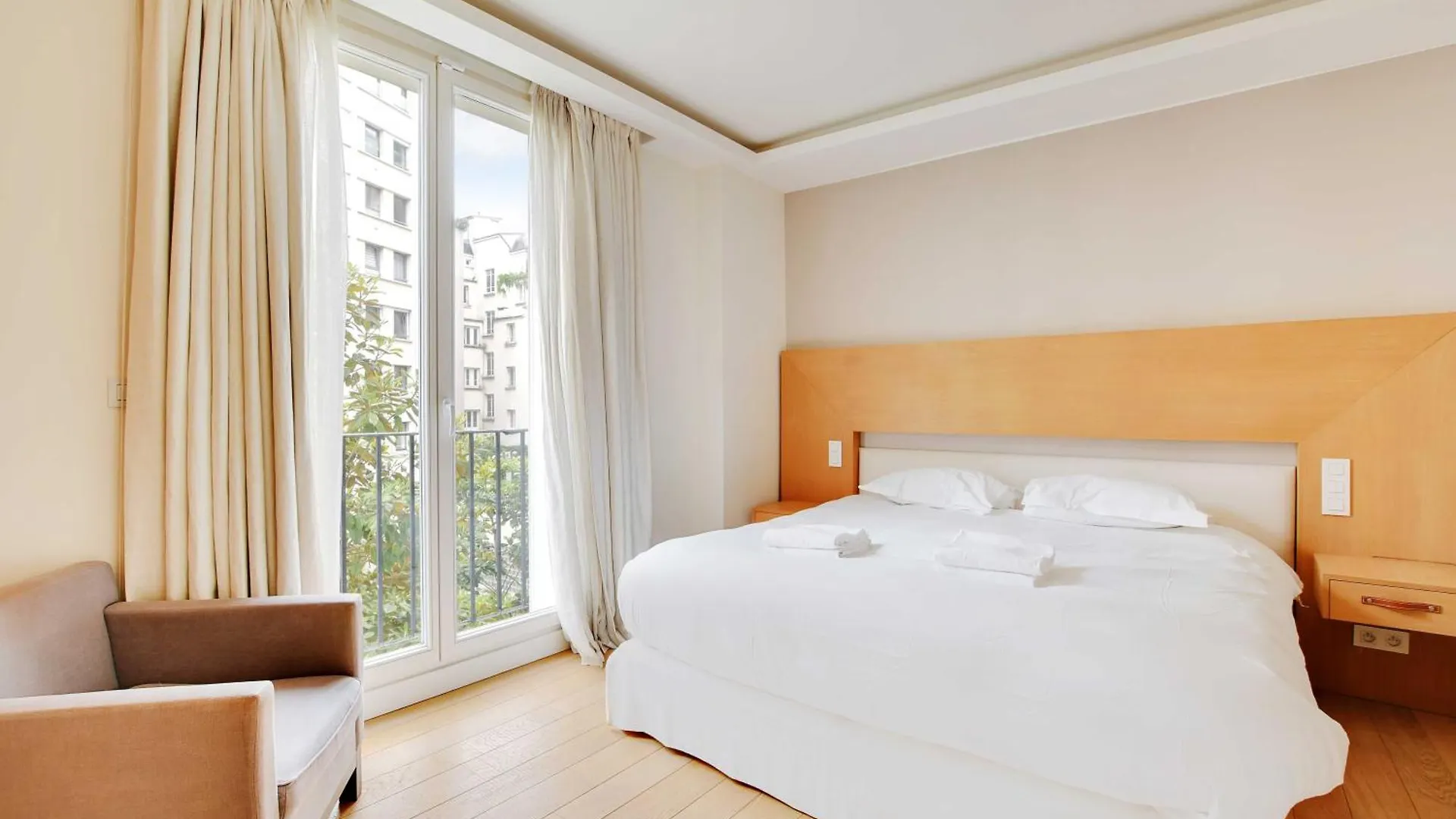 Charming Appt With A-c- 1bd-2p - Tour Eiffel * Париж