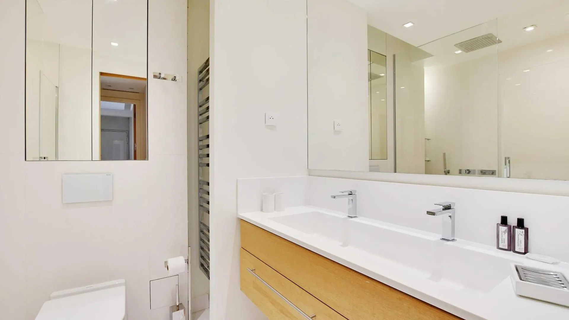 Charming Appt With A-c- 1bd-2p - Tour Eiffel *