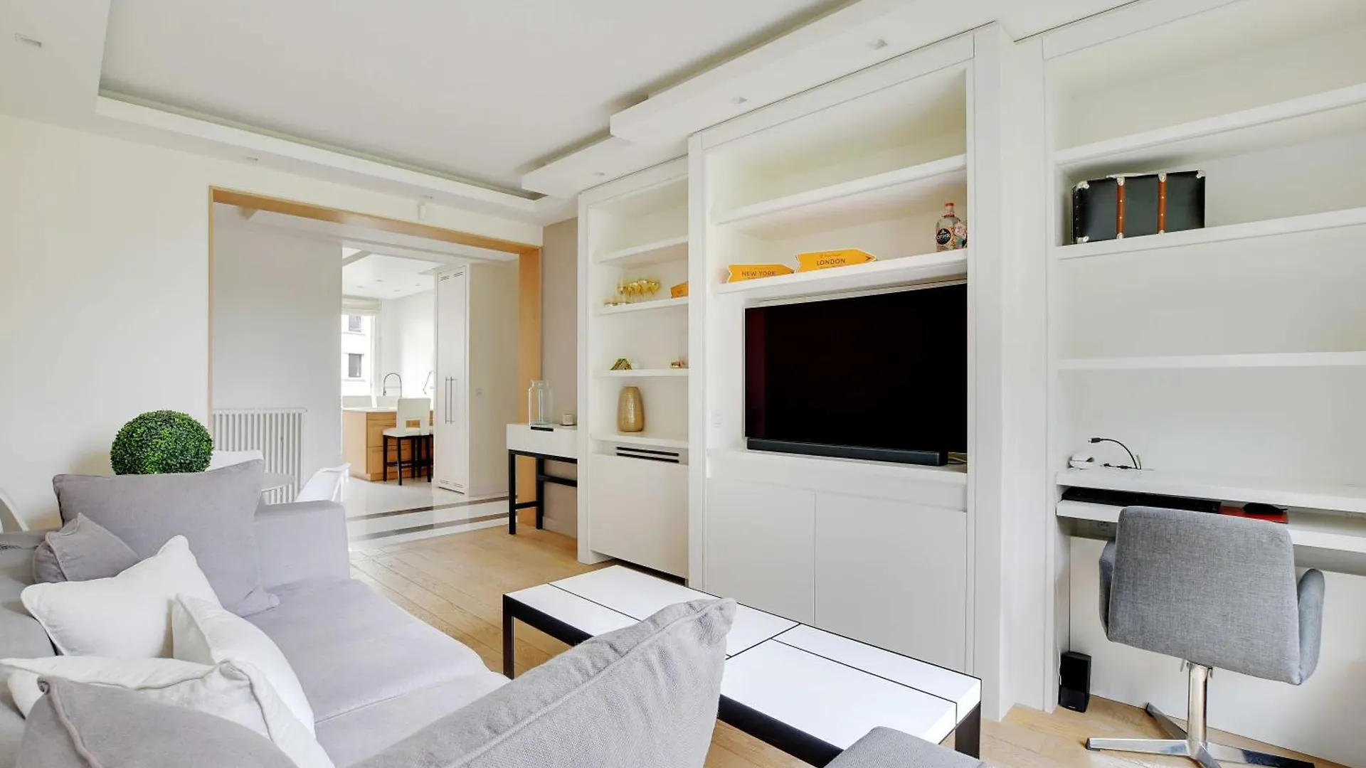 Apartment Charming Appt With A-c- 1bd-2p - Tour Eiffel Paris